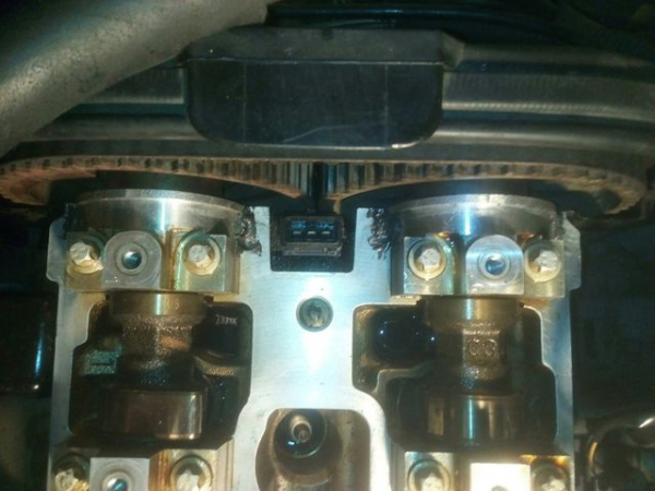 Замена прокладки клапанной крышки Chevrolet Captiva