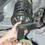 Замена амортизатора козырька для Chevrolet (DEU) Lanos