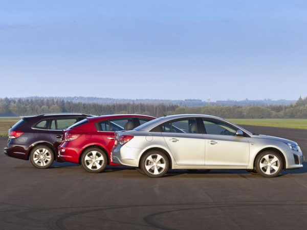 Chevrolet Cruze: Шолинг и размеры
